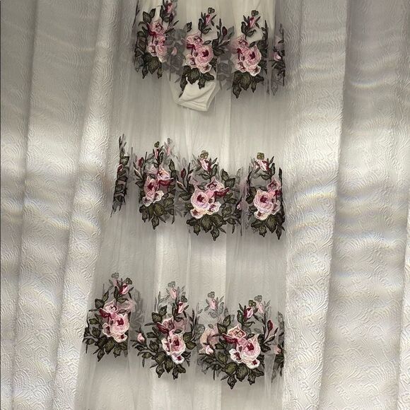 Rare London bodysuit dress embroidered sz large - Picture 9 of 16